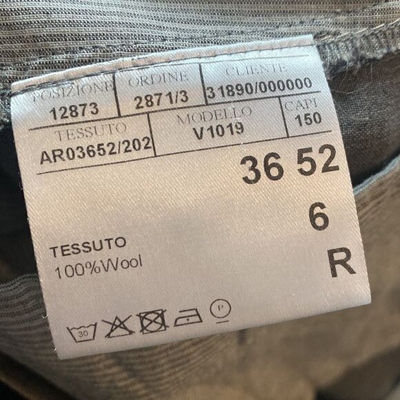 Canali NWT Grey Melange Washable Wool Trousers
Size EU 52 - Picture 8 of 10